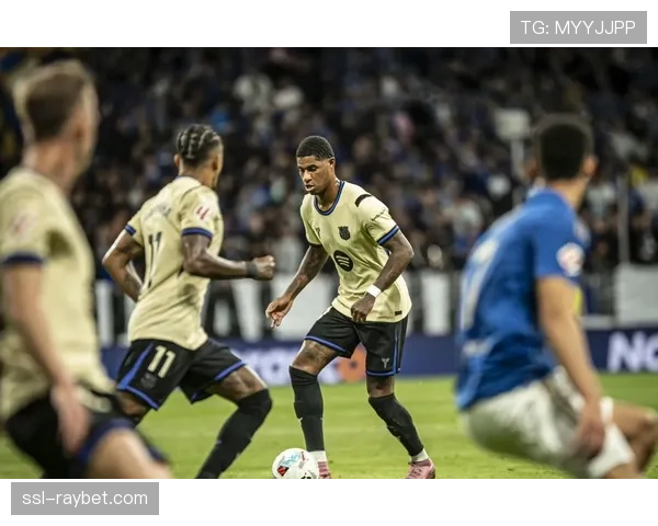 巴萨3-1轻取埃尔切,亚马尔建功助力追赶皇马积分 巴萨3-1轻取埃尔切,亚马尔建功助力追赶皇马积分