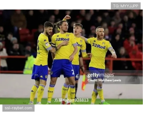 诺丁汉森林3-1战胜利兹联，逃离降级区