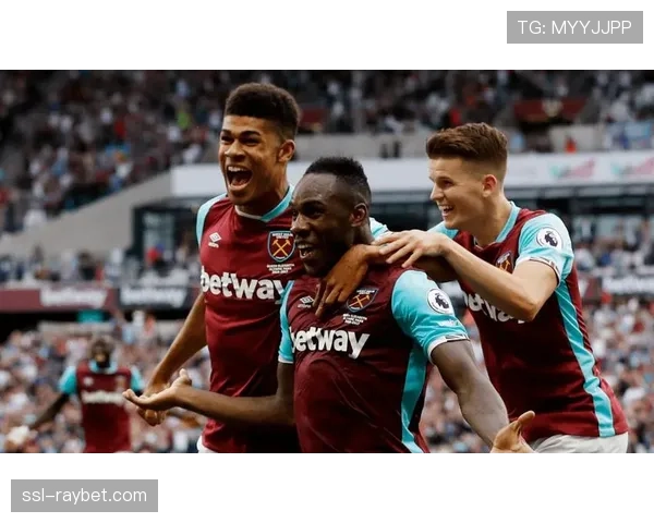 伯恩茅斯连扳两球,主场惊险战平西汉姆 伯恩茅斯连扳两球,主场惊险战平西汉姆