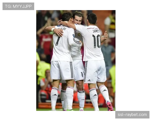 巴黎FC虽败犹荣，热贝尔点射破门展现球队韧性